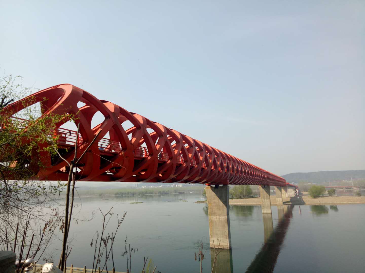 在哈尔滨网红桥看冰城雪景 - 黑龙江首页 -中国天气网